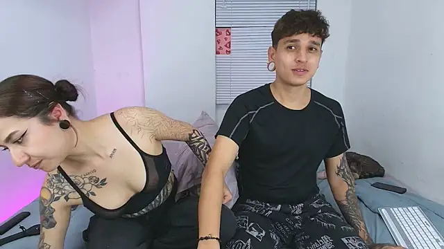Sky_Intimate live sex cam
