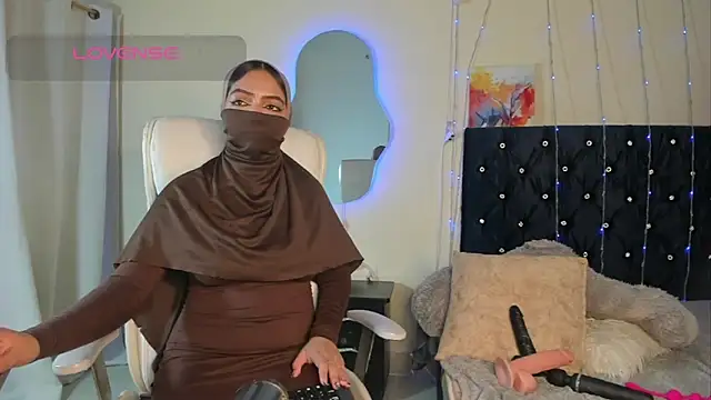 Dana-Alabi live sex cam
