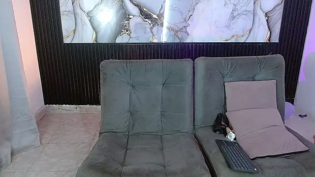 zou_haila live sex cam