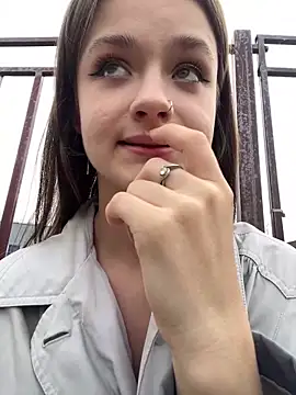 KittyQueeny live sex cam
