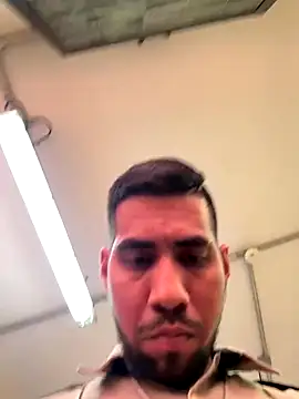 EnriquePersian197 live sex cam