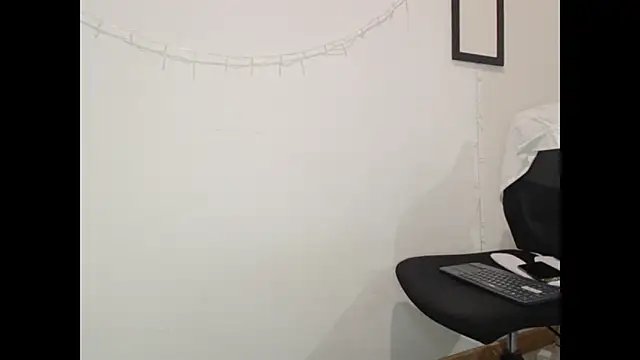 Aria_Arthur live sex cam