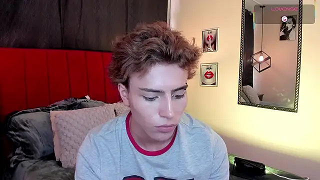 Christopher_77 live sex cam