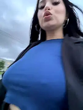 Chloe__Moon live sex cam