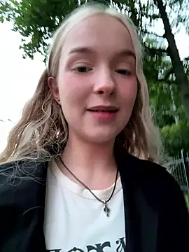 Baby_Tiny live sex cam
