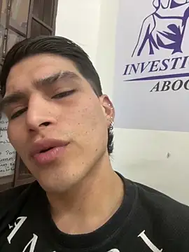 MaxxxSteil live sex cam