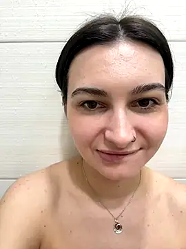lunalovelee live sex cam