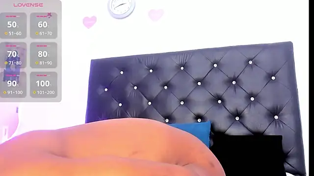 Orianadollx_ live sex cam