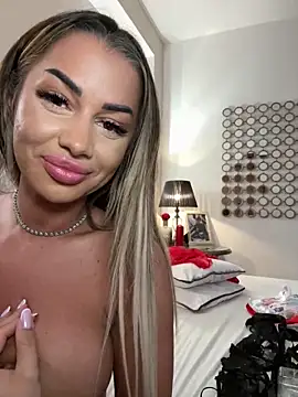 KirstieVegas live sex cam