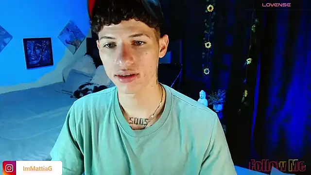 MattiaAGT live sex cam