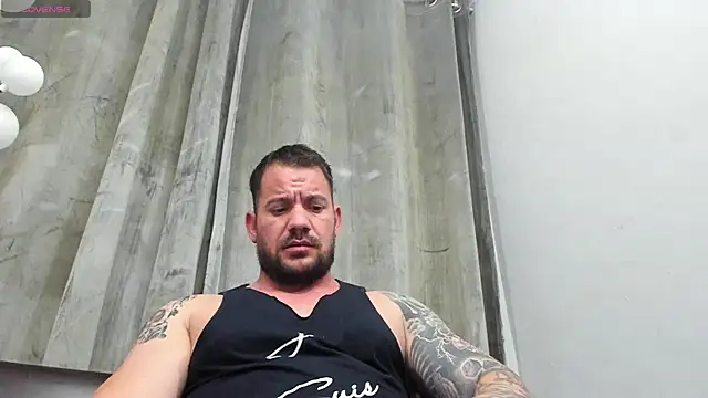 musclemonster31 live sex cam