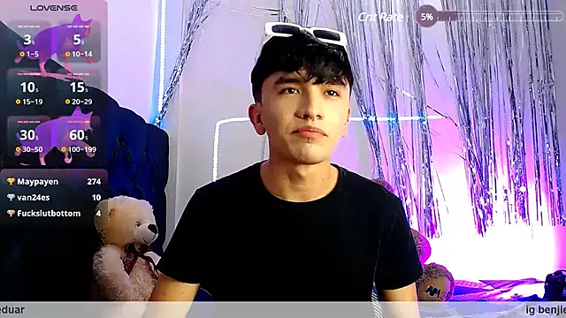 benji_hoter live sex cam