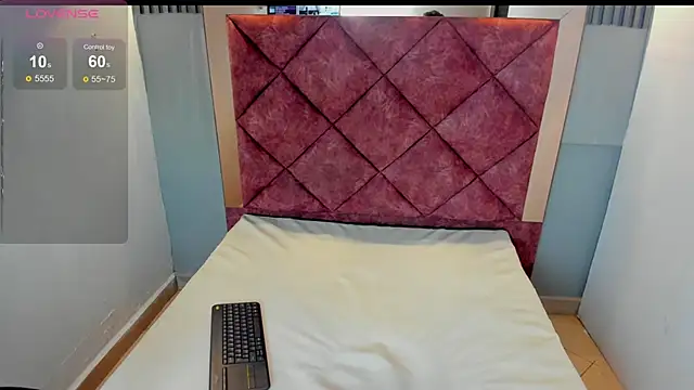 Valentino_Gil live sex cam
