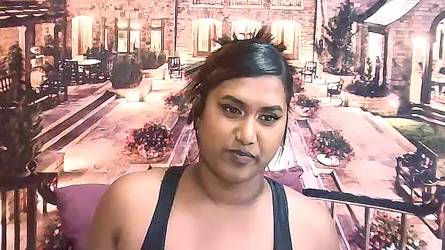 IndianChocolatepie4u's cam snapshot