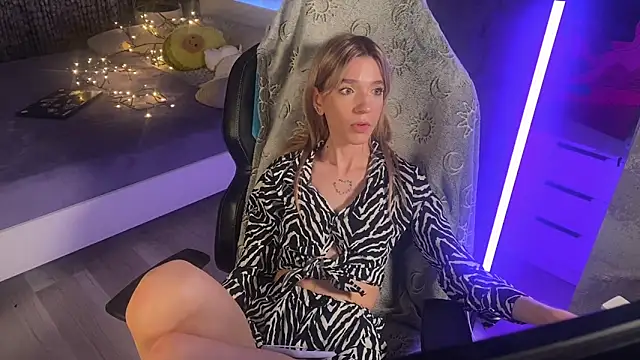 Liza_Lo's web cam