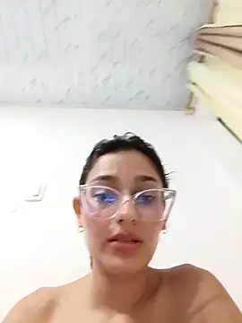 Ary-18 live sex cam