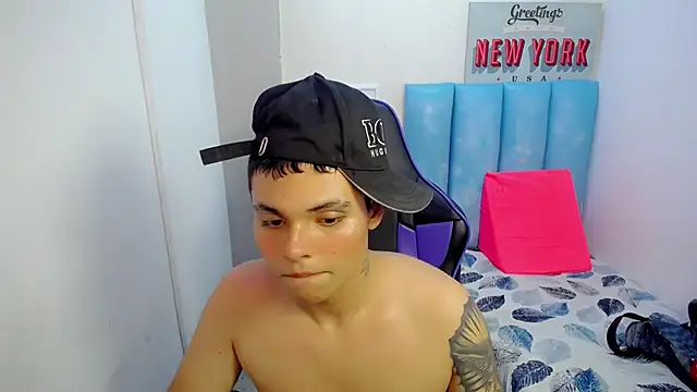 ayalai_'s web cam