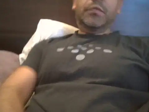 Morenosexycum's web cam