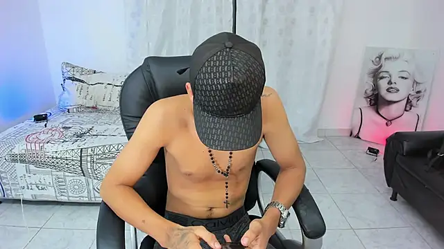 maxthomson_boy live sex cam