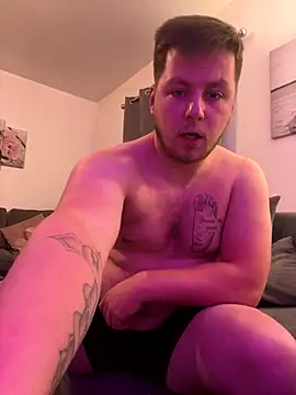 Youngsmoothplays12's web cam