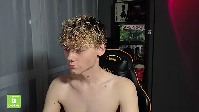 Keytaro live sex cam
