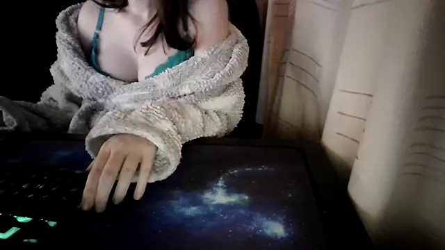 Hourglass-AriaX's web cam