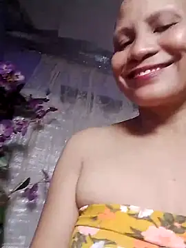 HotBreast41's web cam