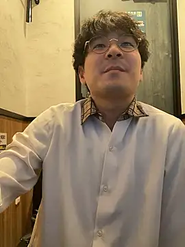 yuuki8910 live sex cam
