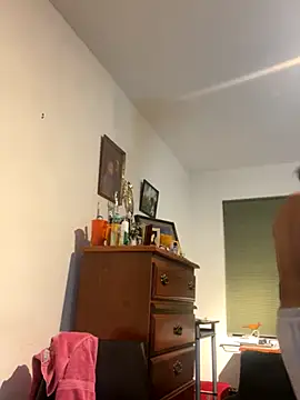 Younganddumb42069 live sex cam
