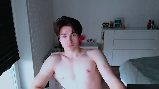 MarkusDean live sex cam