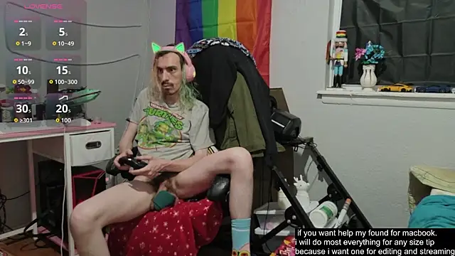 tallnerdyguy live sex cam