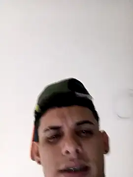 Pingasaboy20 live sex cam