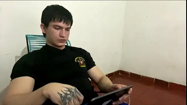ErickWalton live sex cam