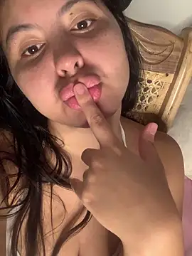 cherrybomb_x's web cam
