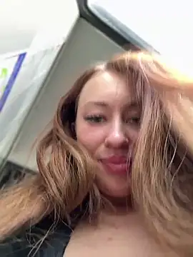 AndreaMood live sex cam