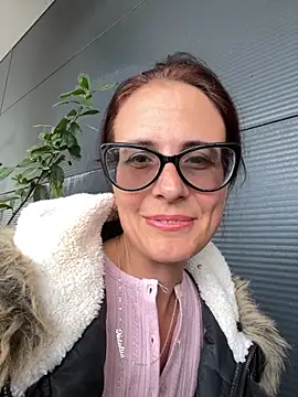 NataKitten live sex cam