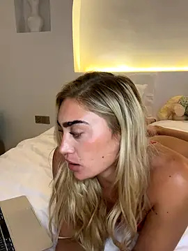 Aurii_Angel's web cam