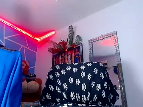 iris_goddessofthesky live sex cam