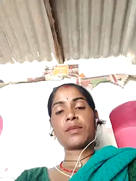Maya_Rajput5's web cam