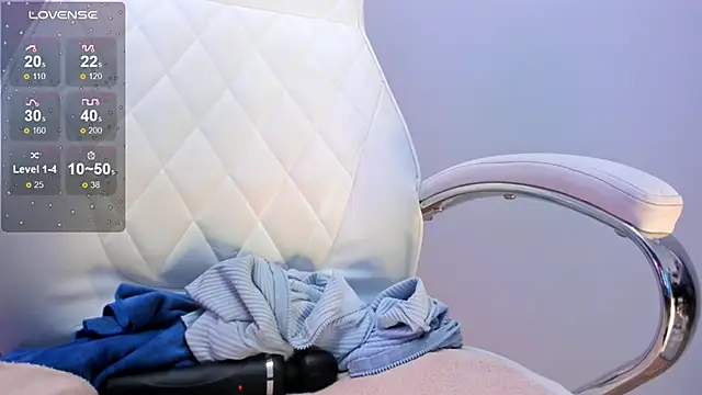 akura011 live sex cam
