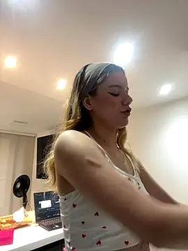 NicoleCut live sex cam