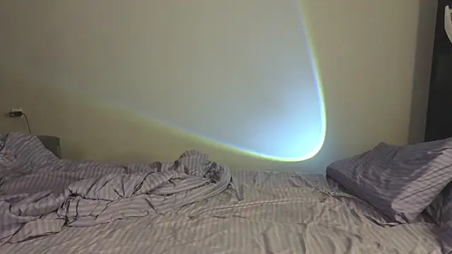 saintlauren1 live sex cam