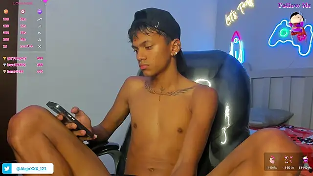 loistwink_ live sex cam