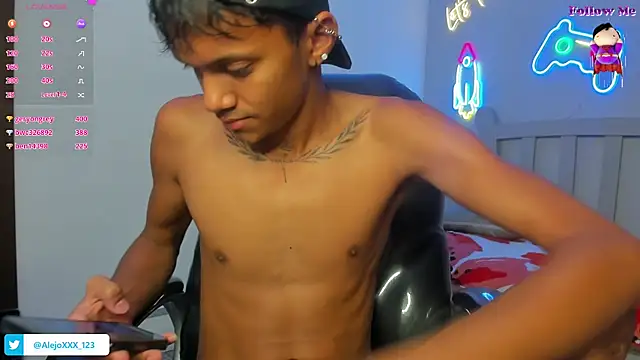 loistwink_ live sex cam