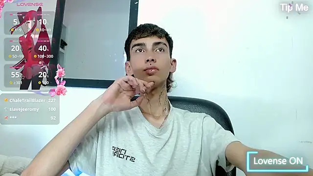 ttimy_x_boy live sex cam