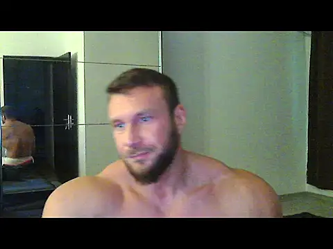 muscularkevin live sex cam