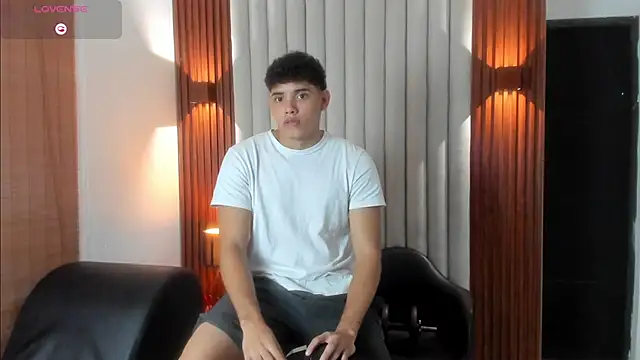 Justin_mack live sex cam