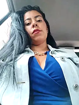 Luianna live sex cam