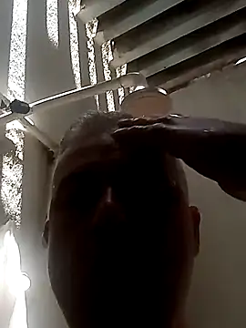 Tomsilvaaa's web cam