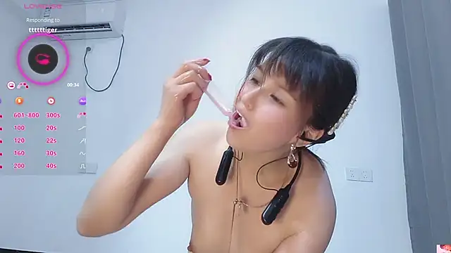 Lucky-xiuxiu live sex cam